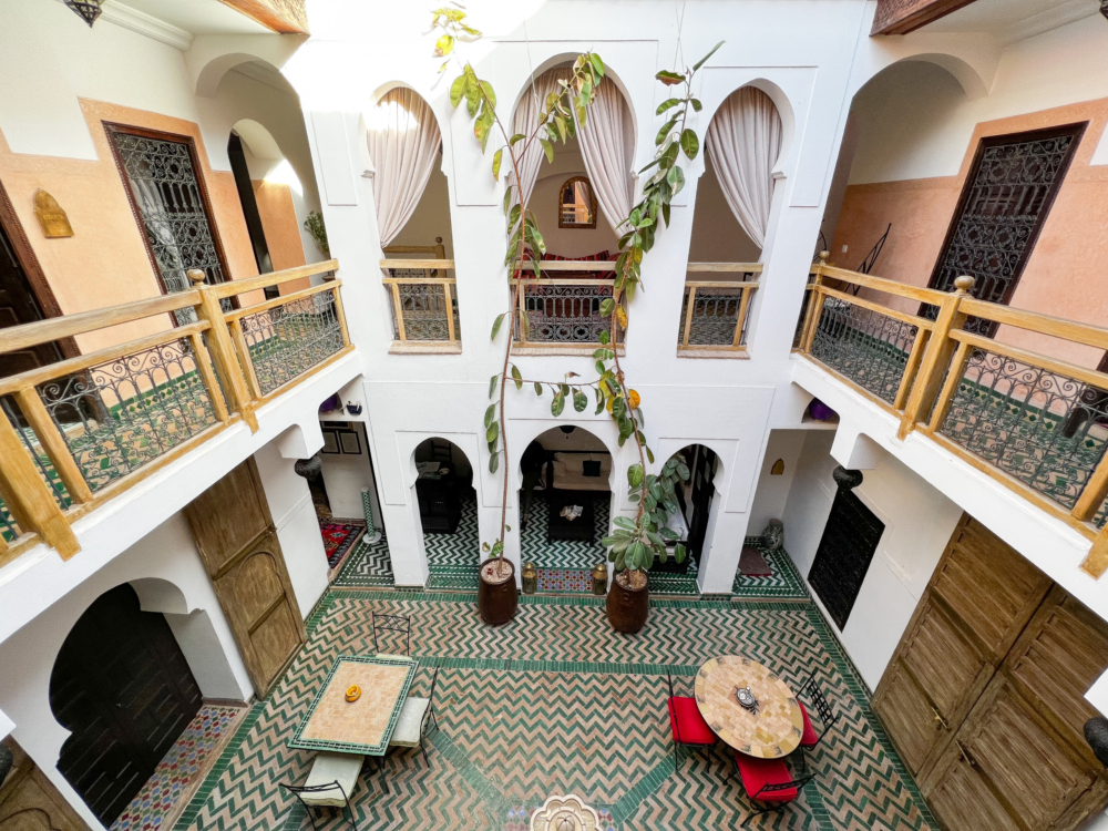 guest house for sale - riad club