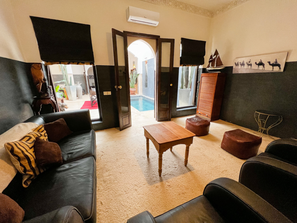 guest house for sale - riad club