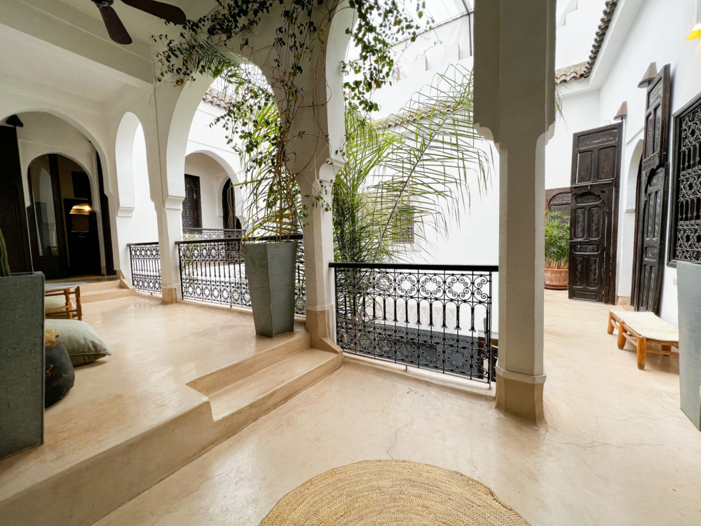 guest house for sale - riad club