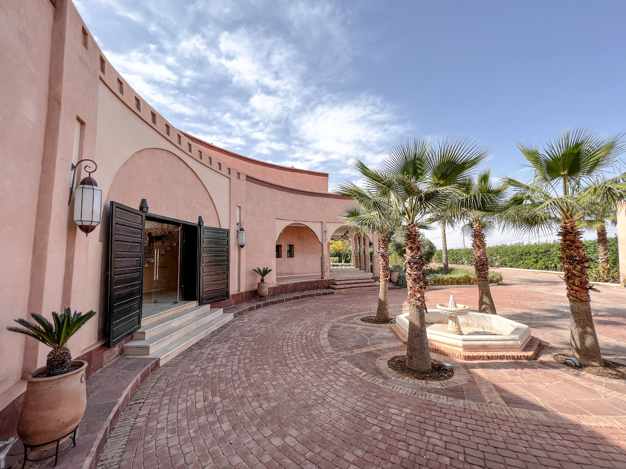 guest house for sale - riadclub.com