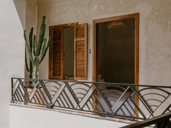 3c592f04-c52d-4b6d-afc8-444a0583513b